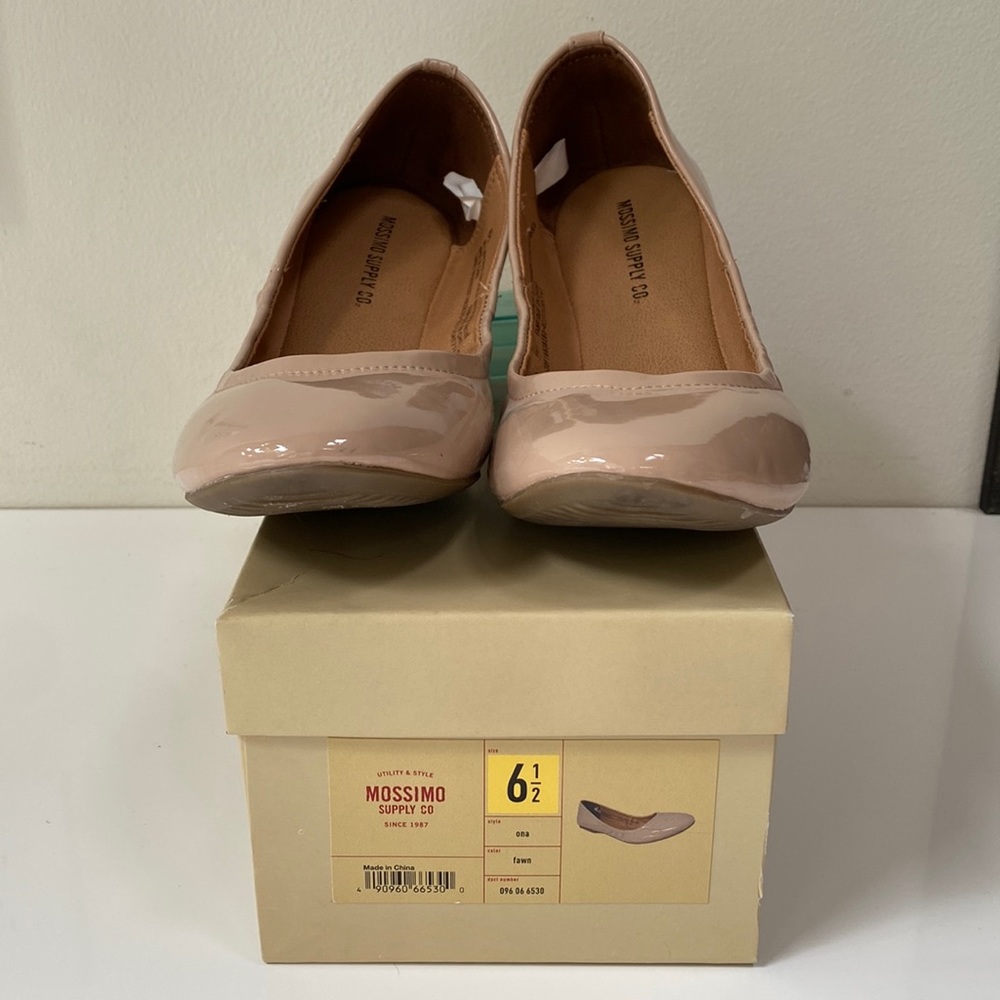 Mossimo Ona Flats. Worn once. Two minor markings documented in last picture.